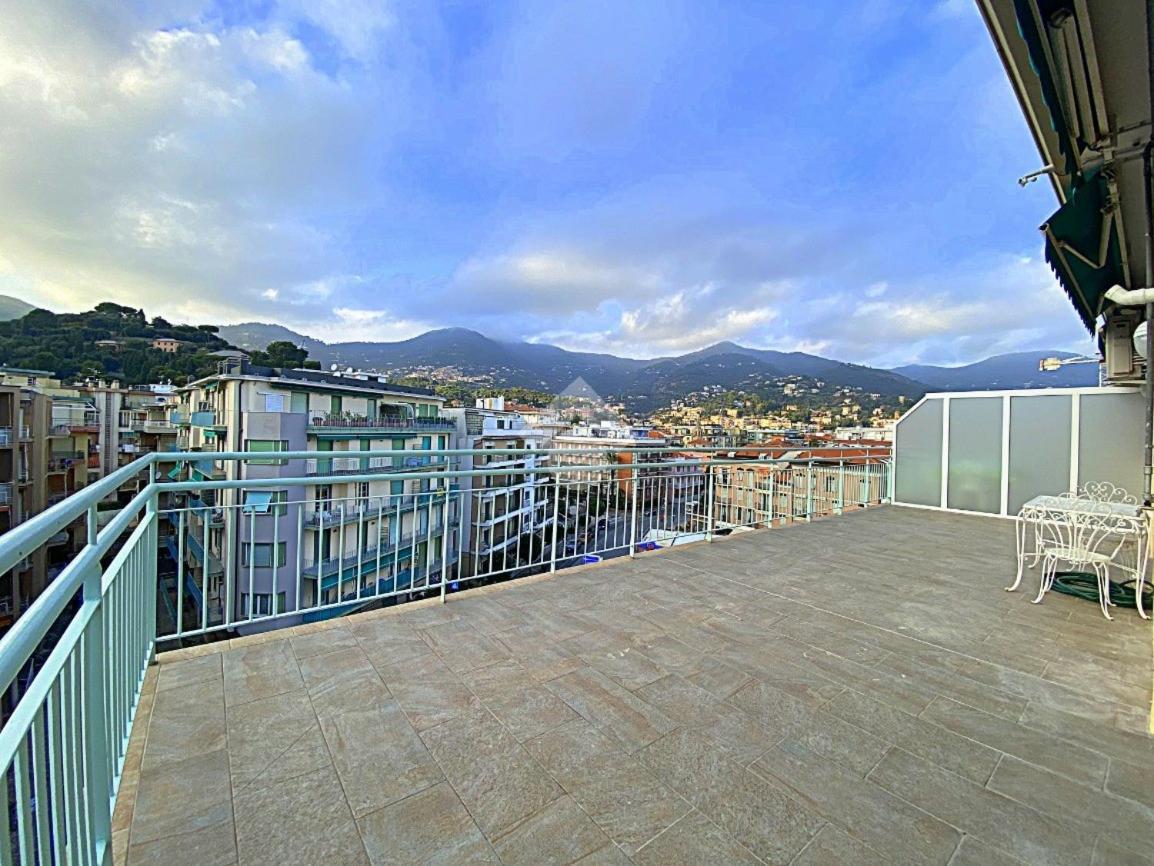 Residence Cristallo Alassio Luaran gambar